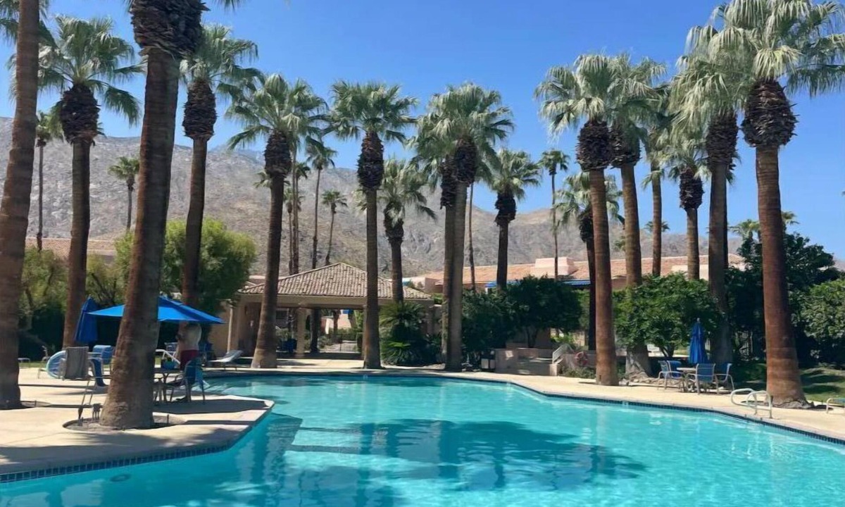 Downtown Palm Springs Condo | Enjoy Palm Springs with ease! Downtown, adjacent to casino, 5 min walk to town