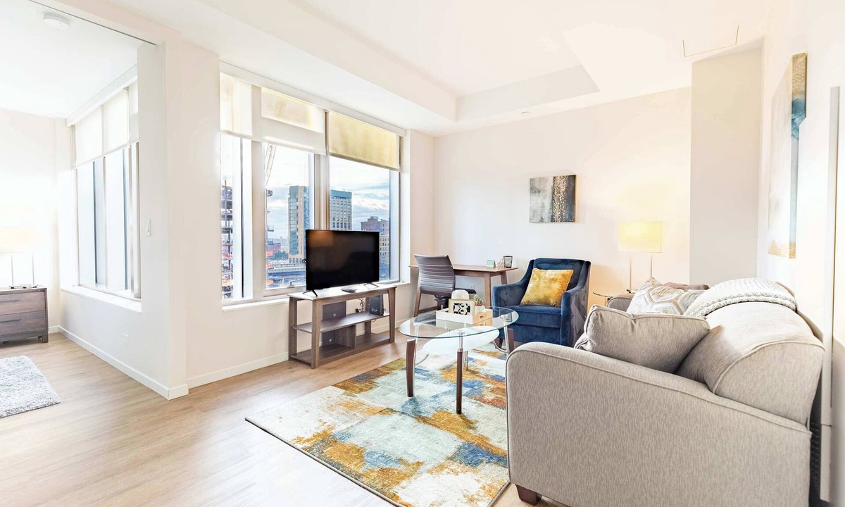 Seaport District Apartment | Entire Apt Downtown Seaport with Pool