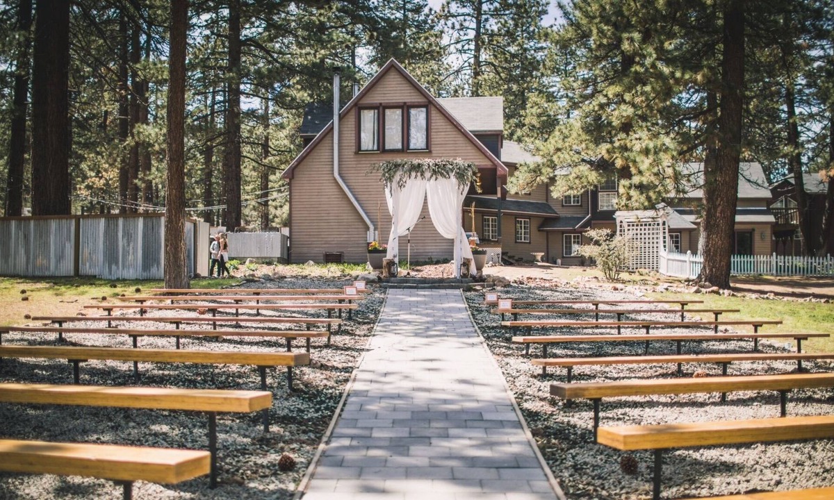 Frazier Park House | Evergreen Inn 🌲🌲🌲