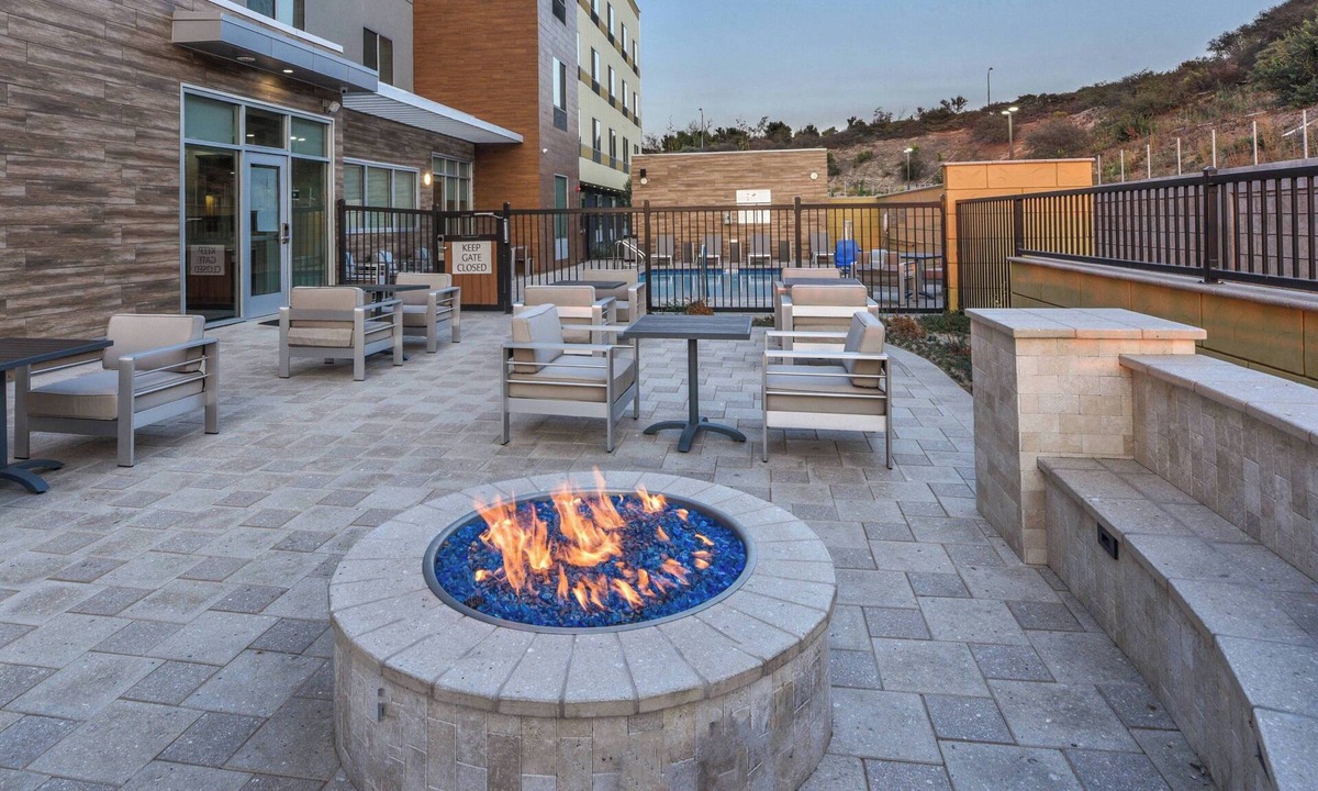 Moorpark Hotel | Fairfield Inn & Suites by Marriott Moorpark Ventura County