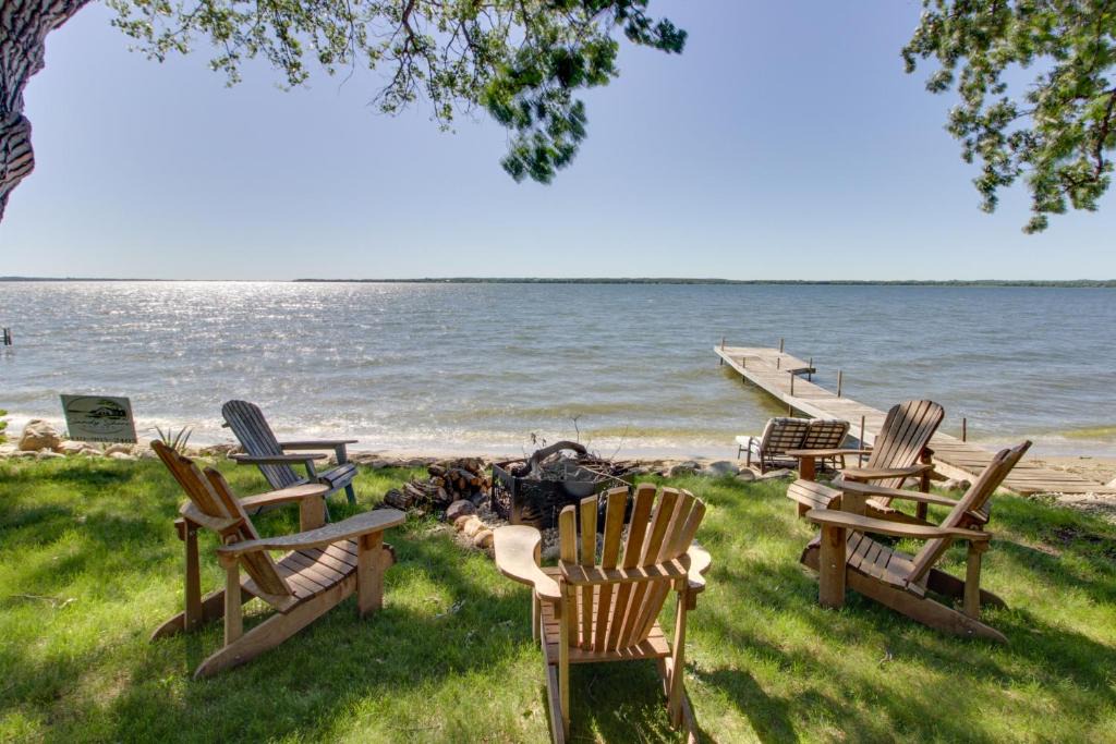Glenwood House | Family & Angler Friendly! Lake Minnewaska Retreat