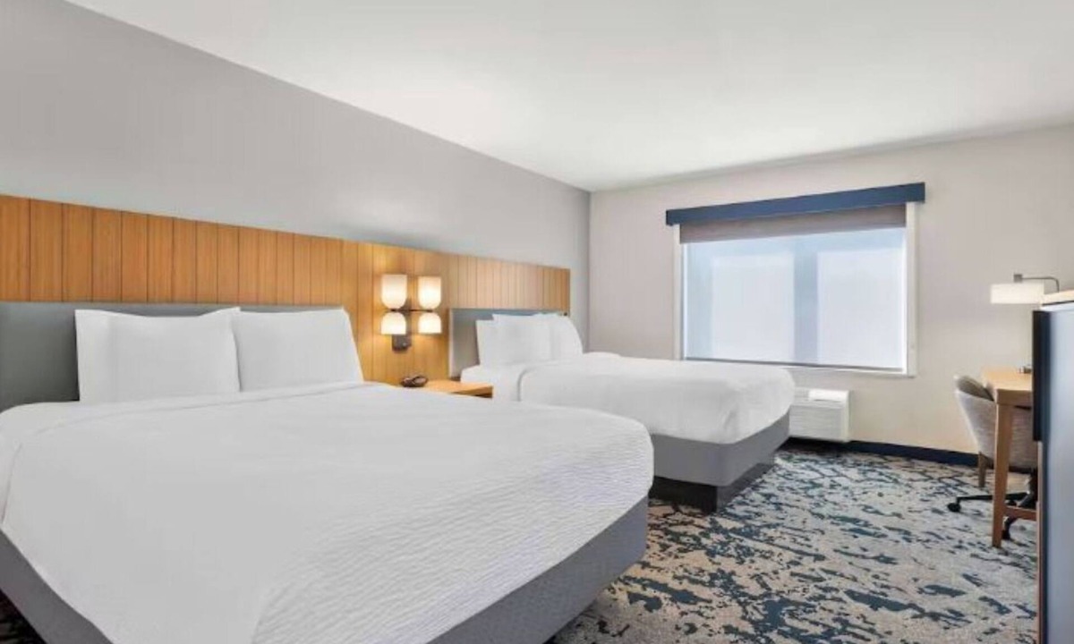 South Baton Rouge Hotel | Family-Friendly Lodging Near LSU, Blue Bayou Park & Medical Corridor