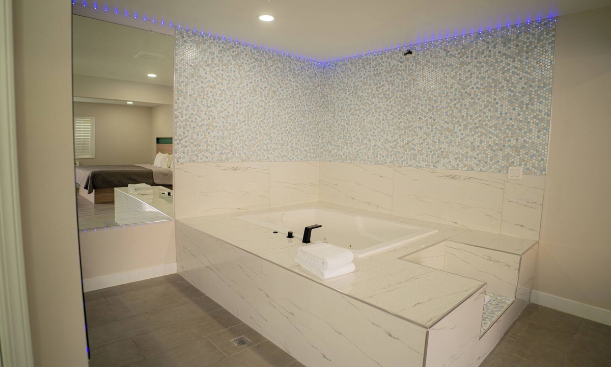 North Hollywood Hotel | Flamingo Motel