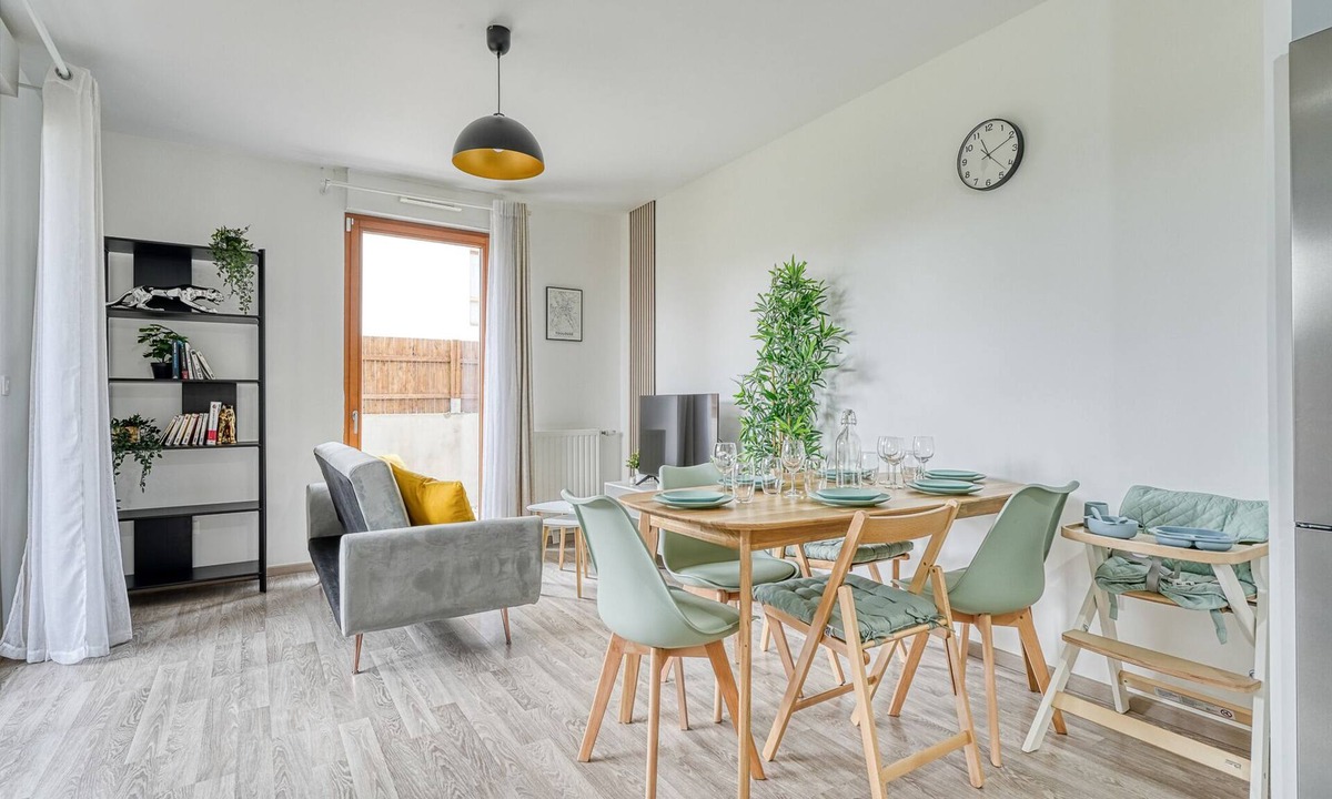 Montevrain Apartment | Flar for 7 people at 10 min from Disneyland Paris