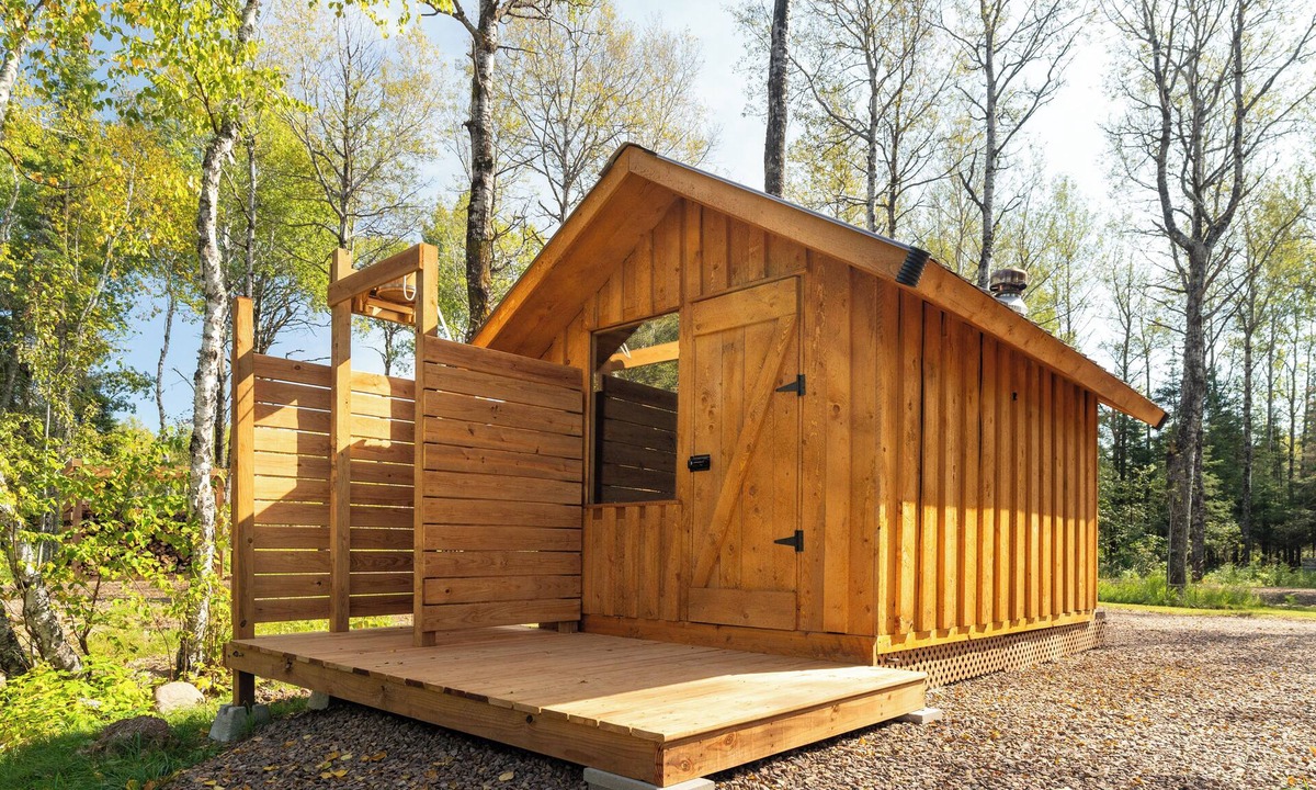 Two Harbors Cabin | Flowing Waters Retreat - Two Cabins with Sauna