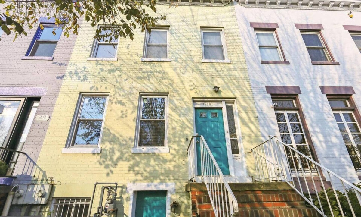 Capitol Hill House | Four Bedroom House Near Sports & Museums