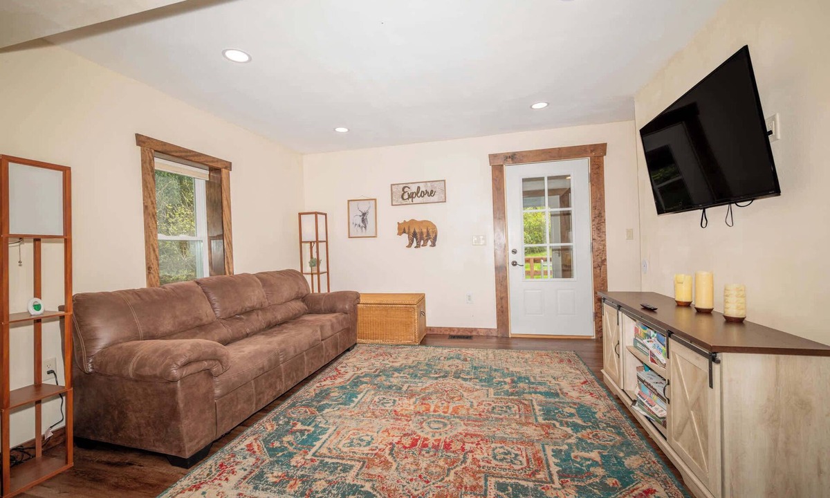Spring Brook House | Freedom House at Wisconsin Dells!