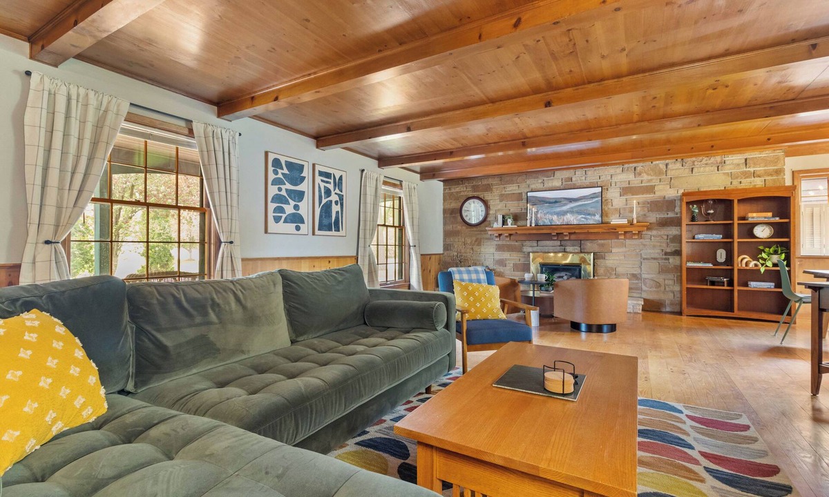 Wausau Cottage | Game Room, Yard Games, and Bunks by Wisconsin River