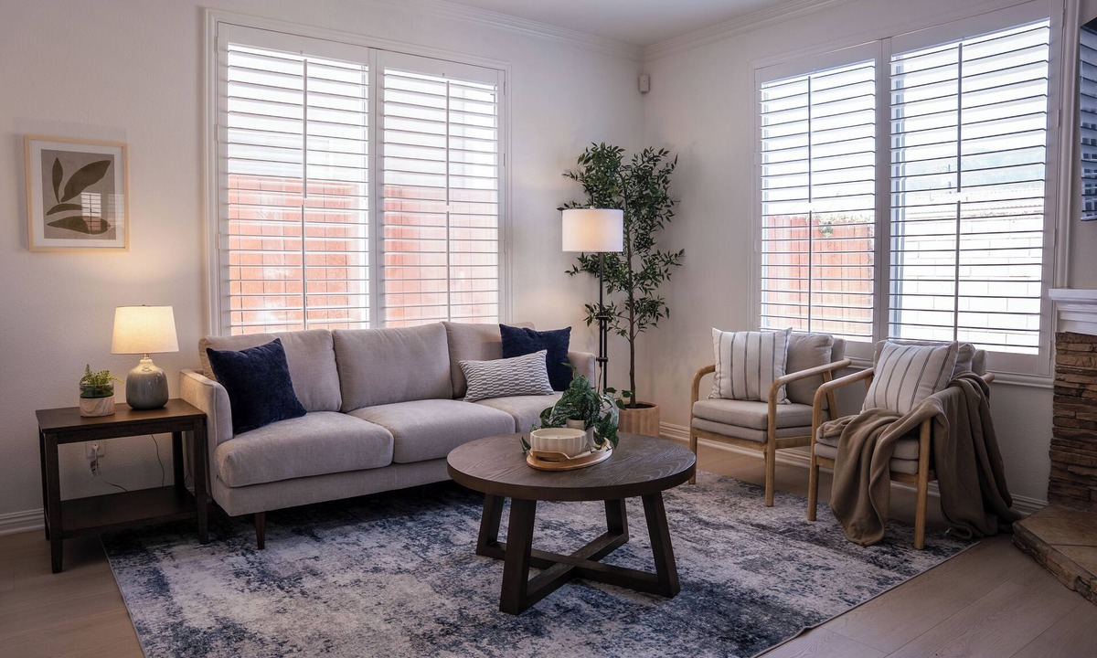 Duarte House | Gated 3BR Duarte Townhome – Ideal for Travel Nurses, Families & Professonals