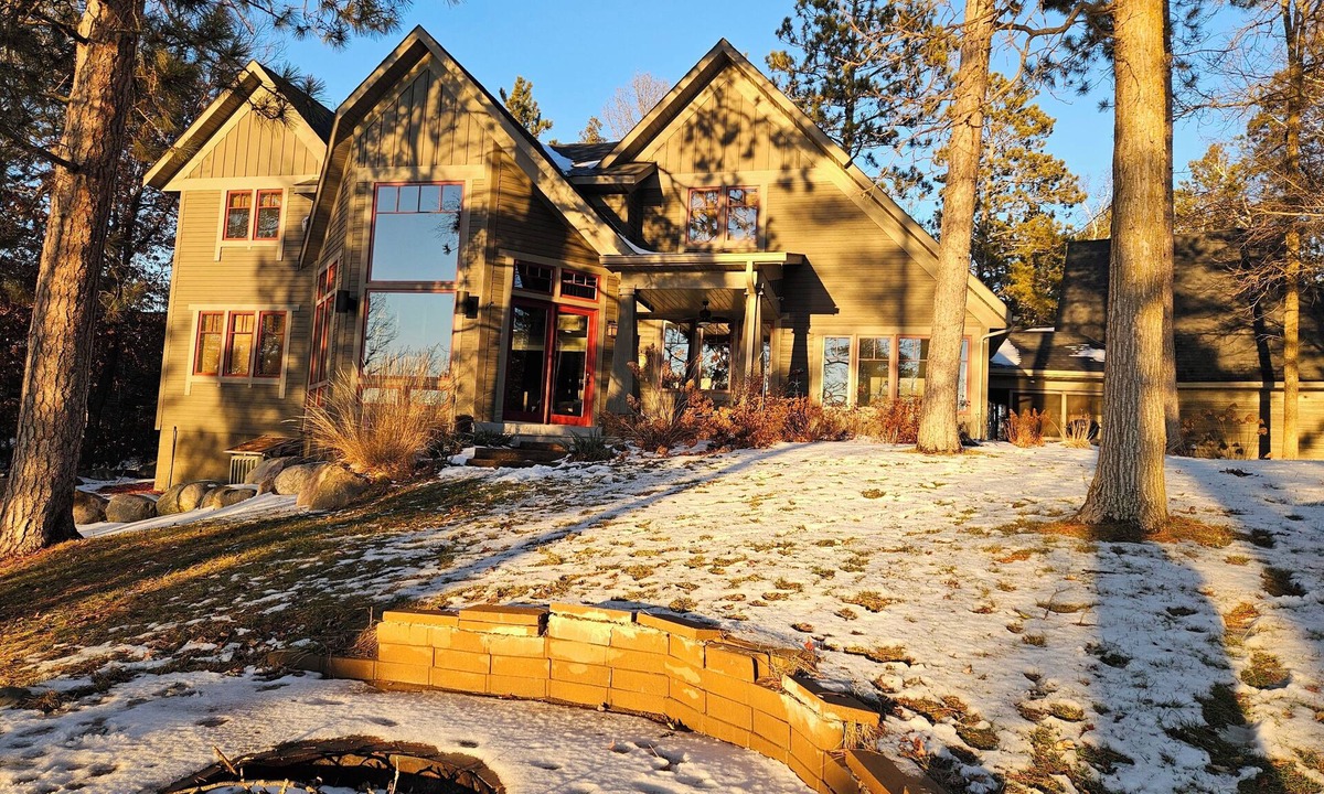 Osage House | Gorgeous lake front home on Straight Lake with panoramic views!