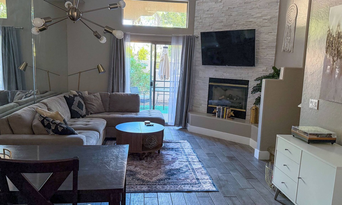 Central Scottsdale House | Gorgeous Townhome in Scottsdale - Gated Community!