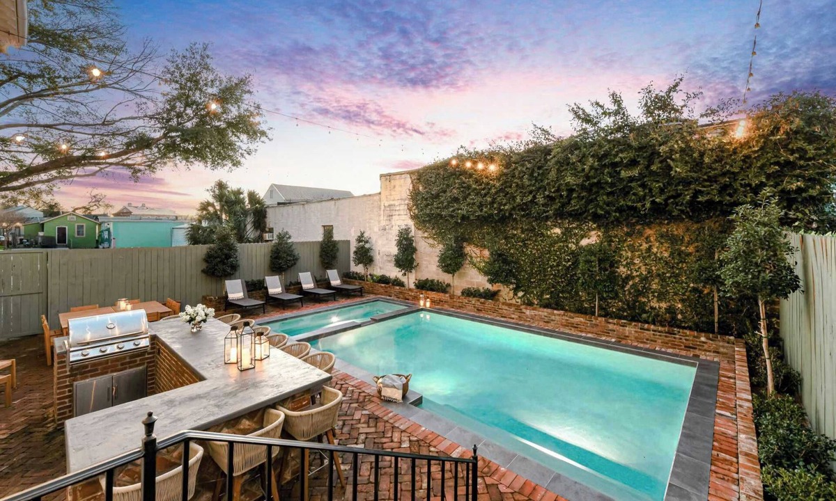 Esplanade Ridge House | Grand 8BR NOLA Estate | Heated Pool & Spa