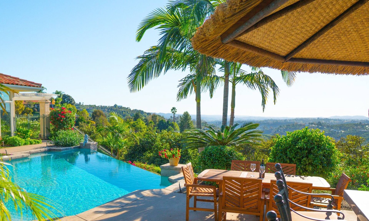 Fallbrook House | Grand Pacifico - Breathtaking views -Infinity Pool - Wineries - Golf - Beaches