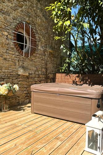 Pronleroy House | Grange-loft & Jacuzzi privatif à Pronleroy
