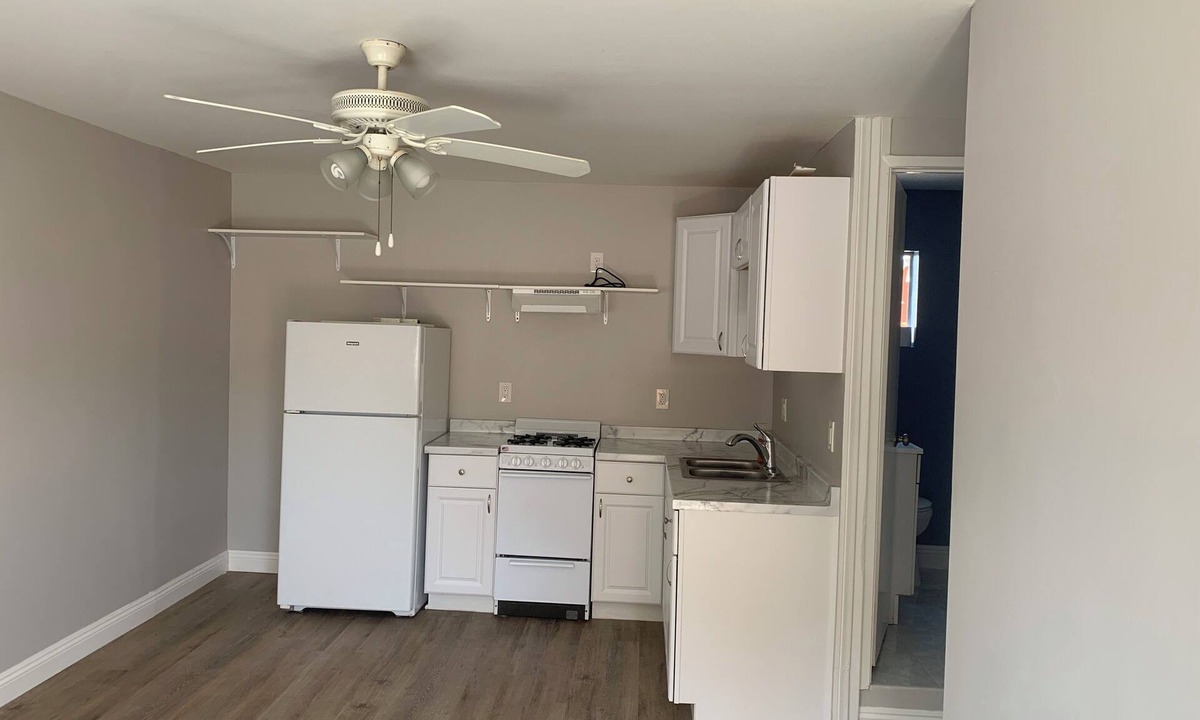 Inglewood Apartment | Great Studio walking distance to SoFi and Intuit Dome