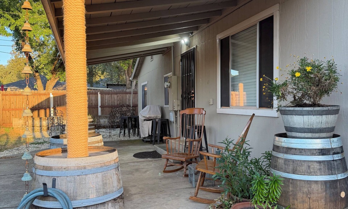Penn Valley House | Harper Hacienda - horse friendly property in Penn Valley, CA