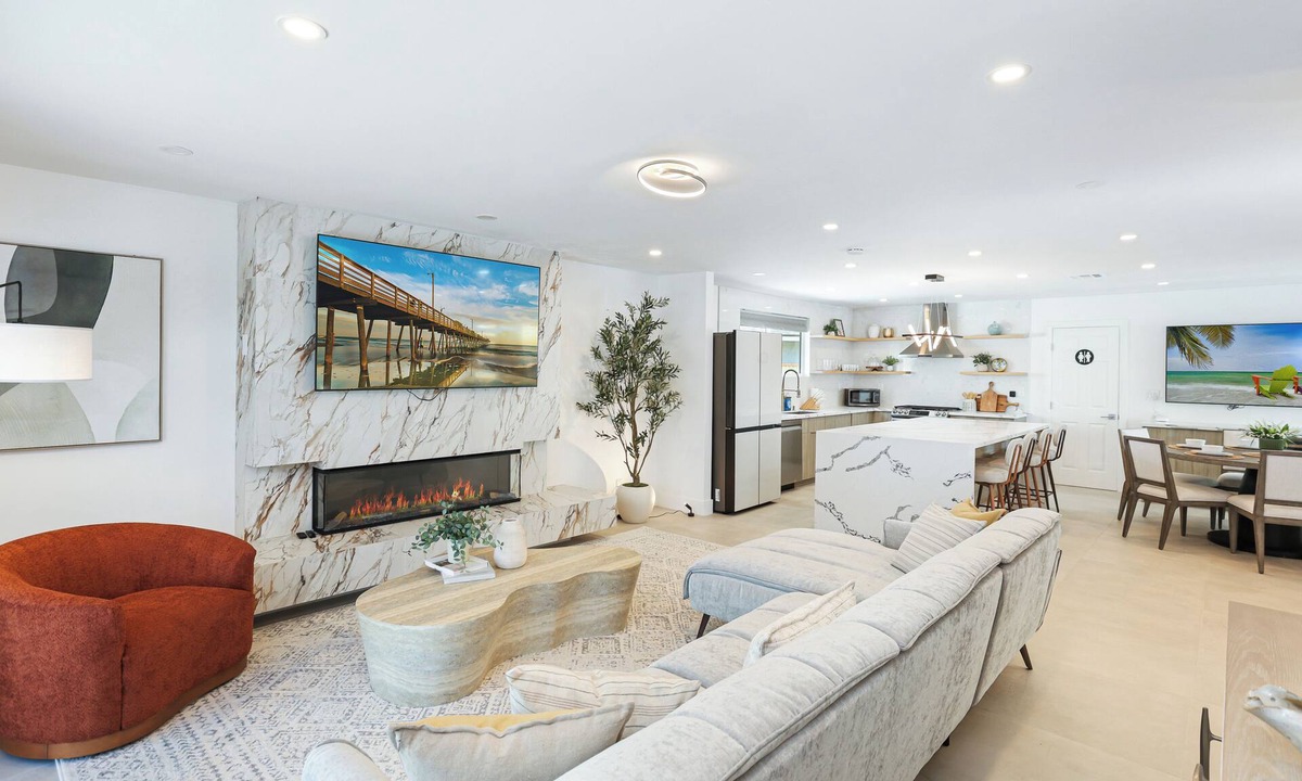 Fountain Valley House | High-end 4BR Home Near Beach & Disneyland