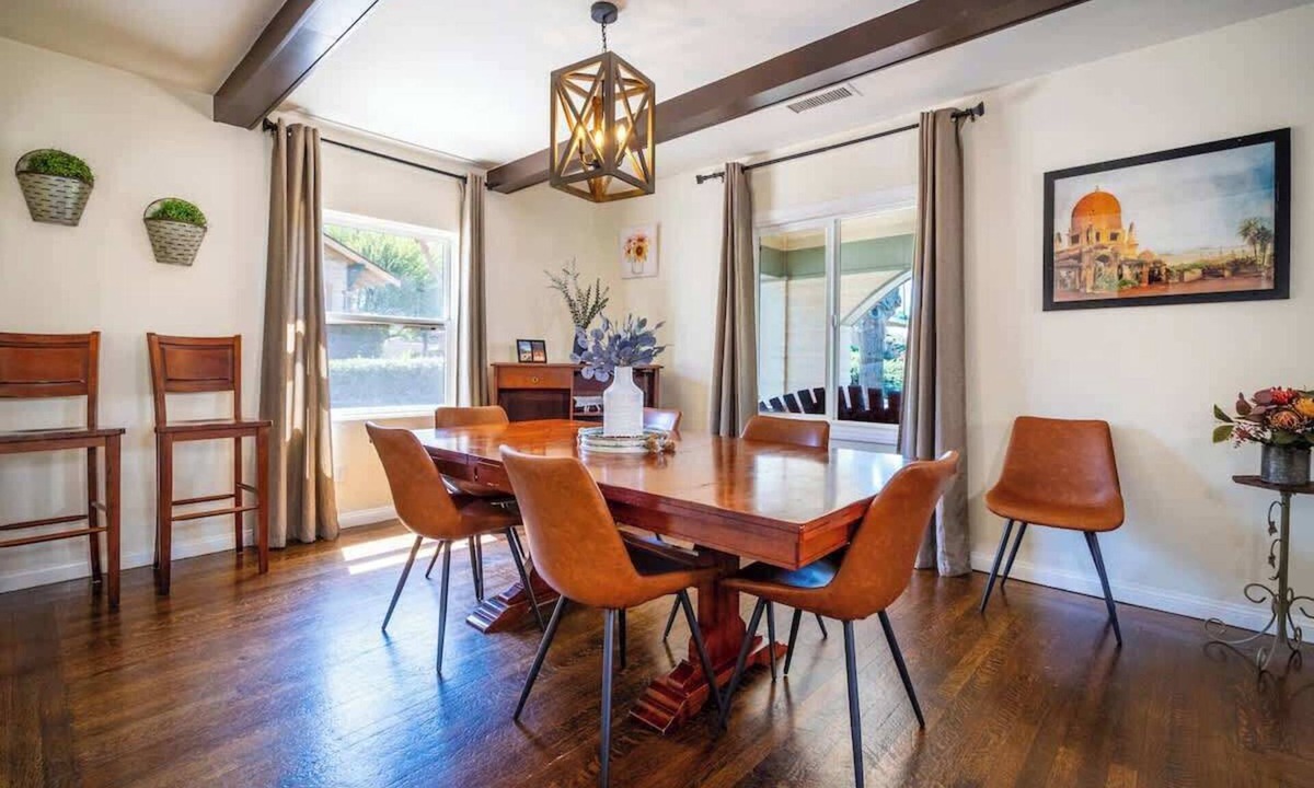 Downtown Riverside House | Historic 5BR | 1mi from Downtown | EV Charger