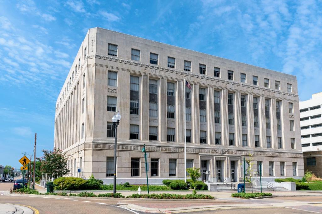 Downtown Jackson Apartment | Historic Courthouse Condos by Barsala