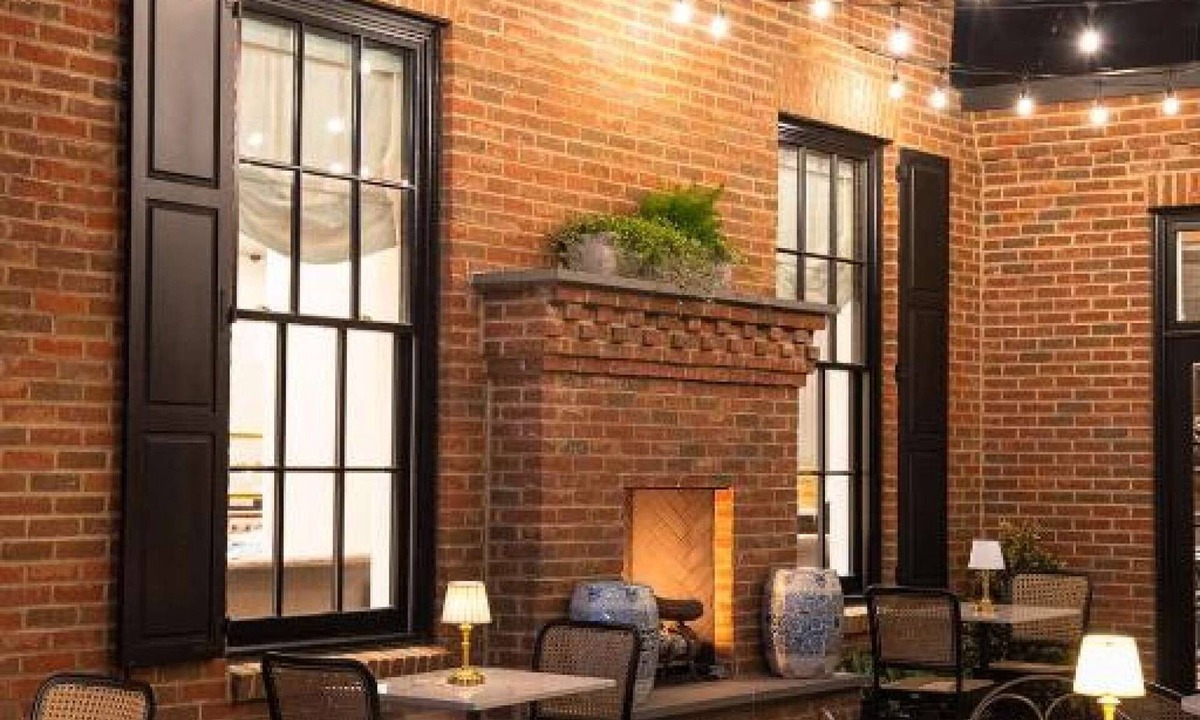 Leesburg's Old and Historic District Hotel | Historic Leesburg Stay w/Bunkbeds + Sauna