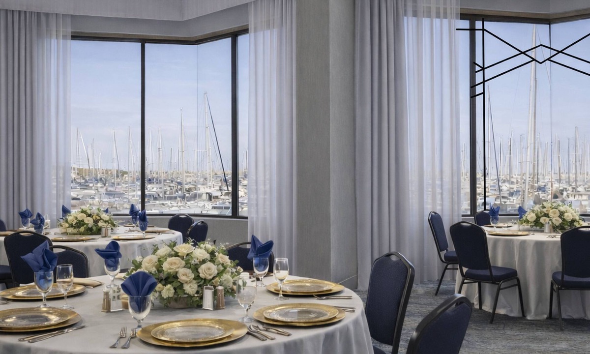 Ventura Hotel | Holiday Inn Express Hotel & Suites Ventura by IHG