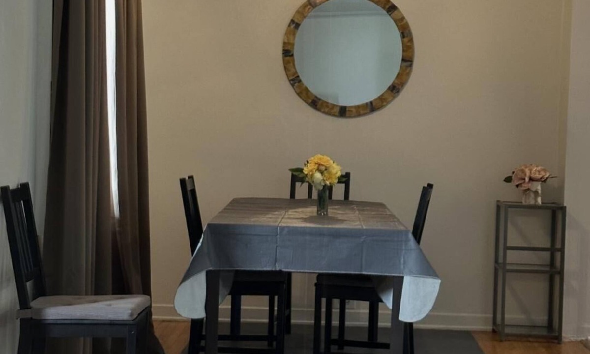 Hollywood Apartment | HOLLYWOOD GLORY - Delightful 1-bedroom apartment with AC in Los Angeles