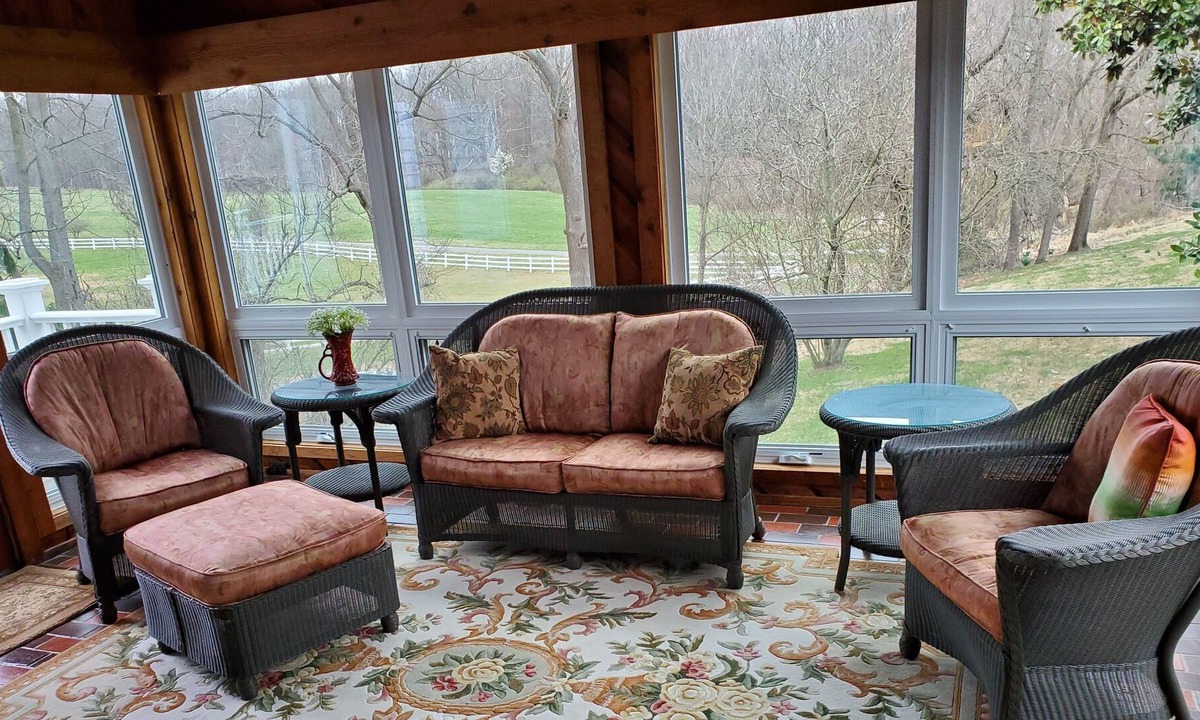 Kemblesville House | Horse friendly. Walk, bike, hack to Fair Hill. Minutes from Newark, DE. No pets.