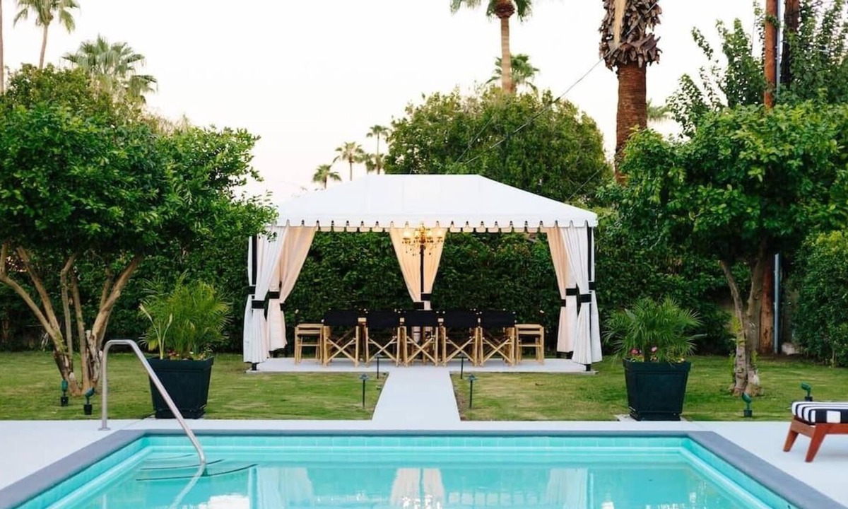 Warm Sands House | Hotel El Cid Room 4 by AvantStay | Chic Hotel Room in Palm Springs w/ Pool!