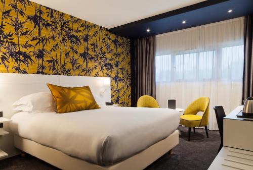 Roissy-en-France Hotel | Hotel Inn Paris CDG Airport