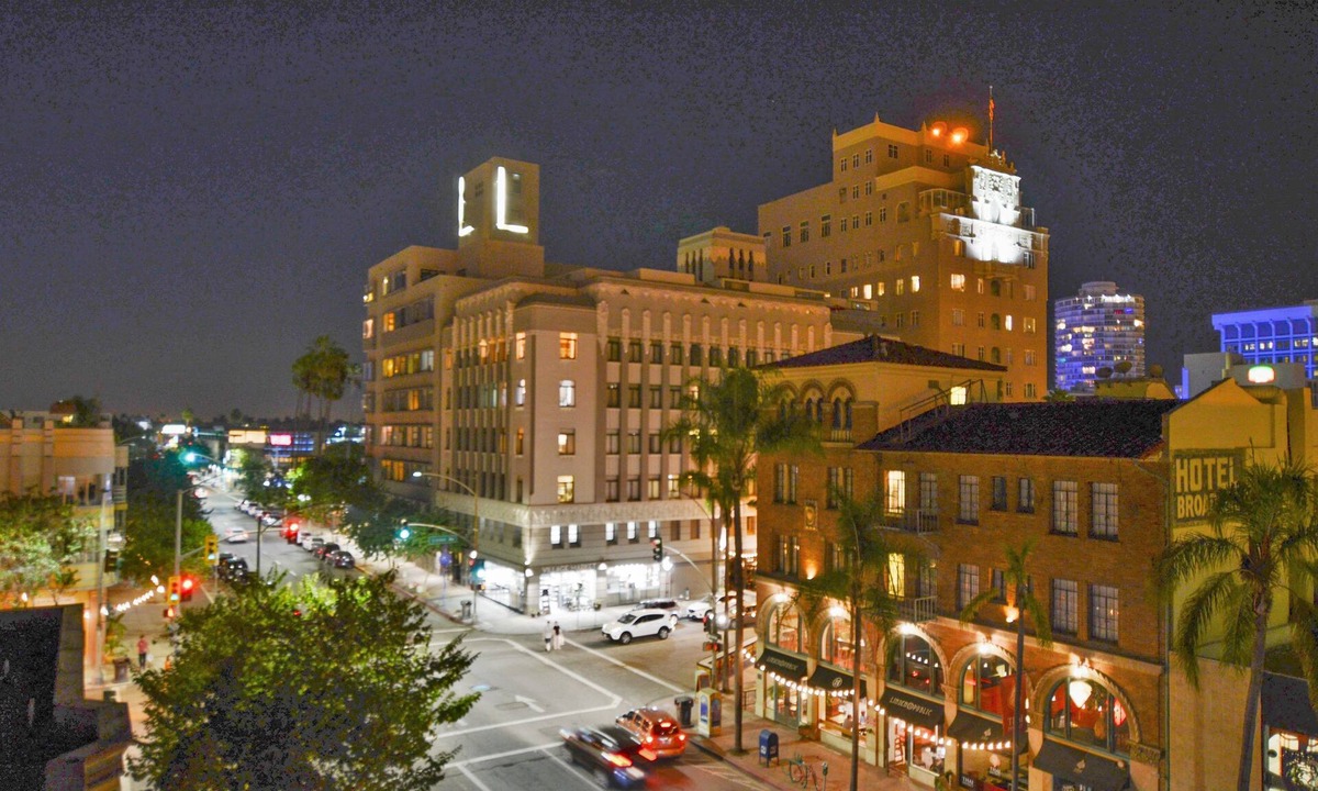 East Village Hotel | Hotel Royal
