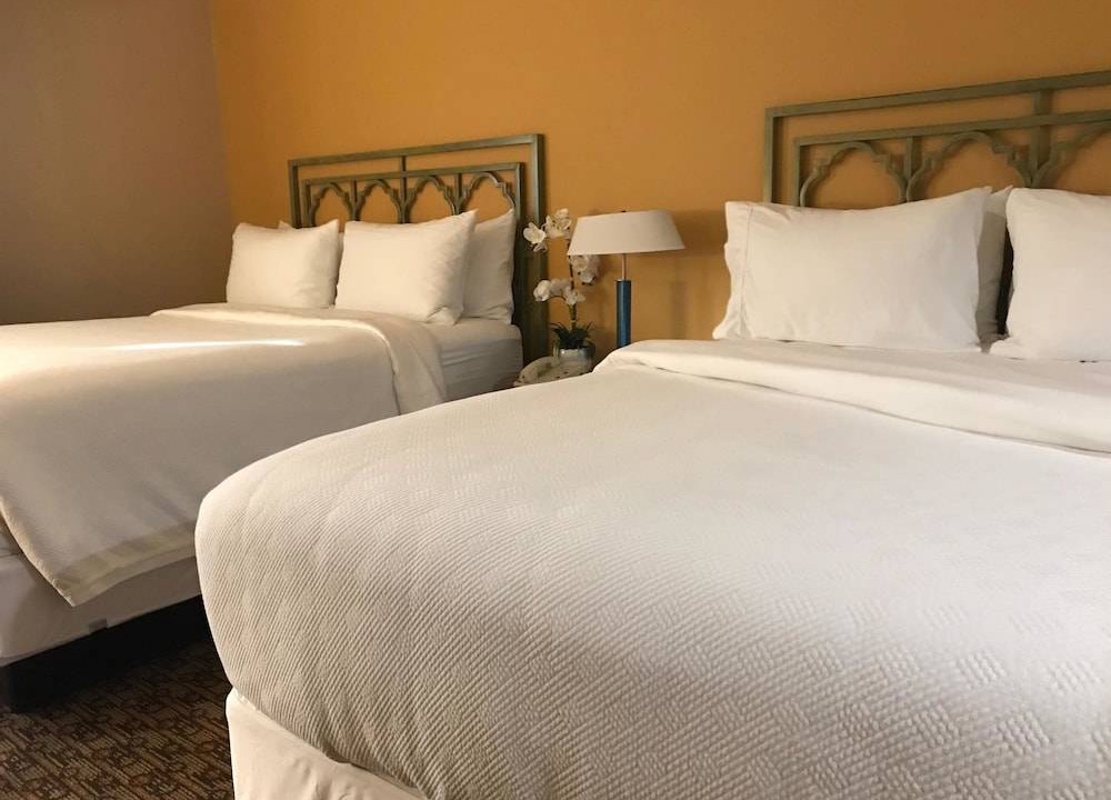 Moreno Valley Hotel | Hotel XOLA Trademark Collection by Wyndham
