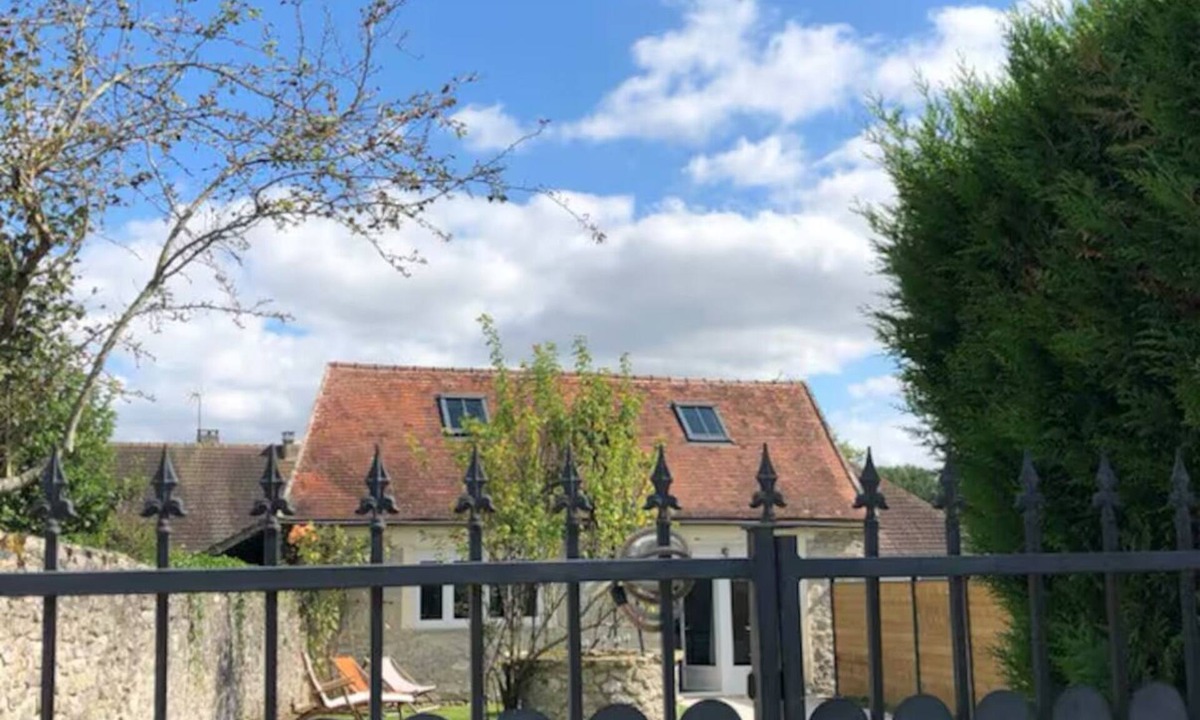 Borest House | House for 4 people 10 minutes from Parc Astérix and 15 minutes from Roissy de Villepinte