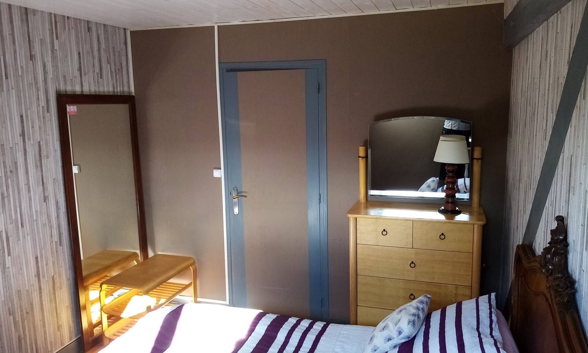 Garennes-sur-Eure Apartment | INDEPENDENT APARTMENT in Garennes s/Eure at HAVRE DE PAIX - 3/4 pers