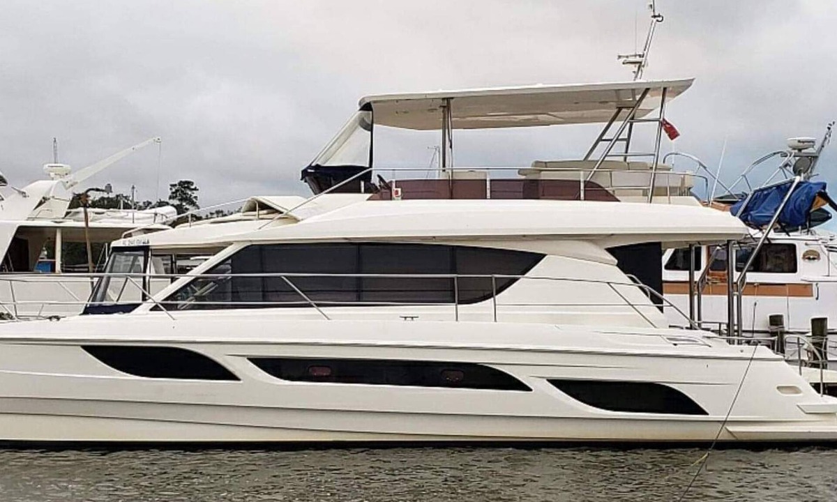 Pass Chateau Harbor Boat Rental | "It Is Well" Yacht Charters