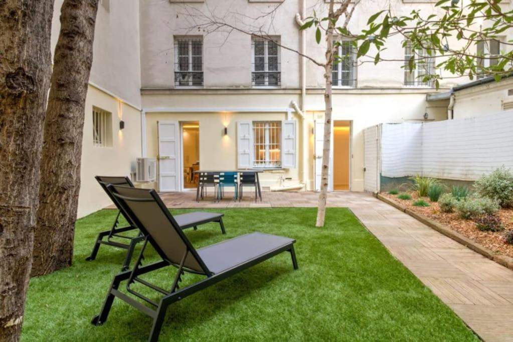 15th Arrondissement Apartment | Jardin - Jacuzzi - chambres en suite