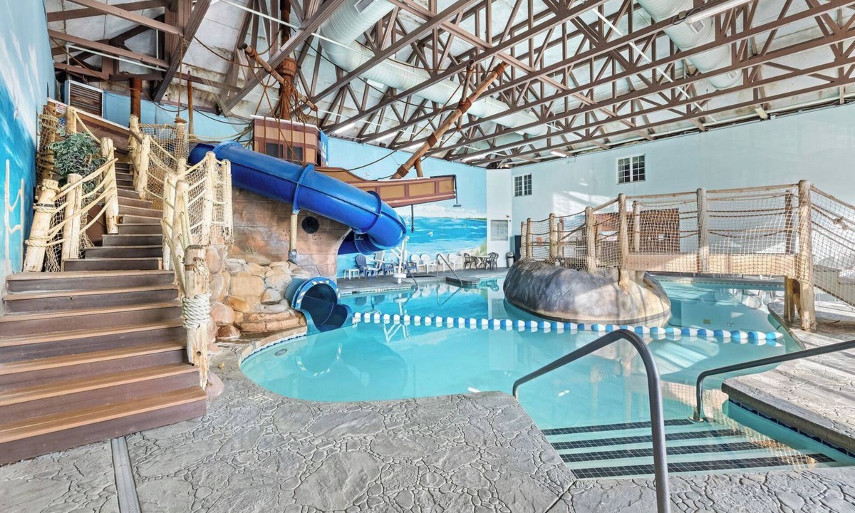 Plymouth Cultural District Hotel | John Carver Inn & Spa