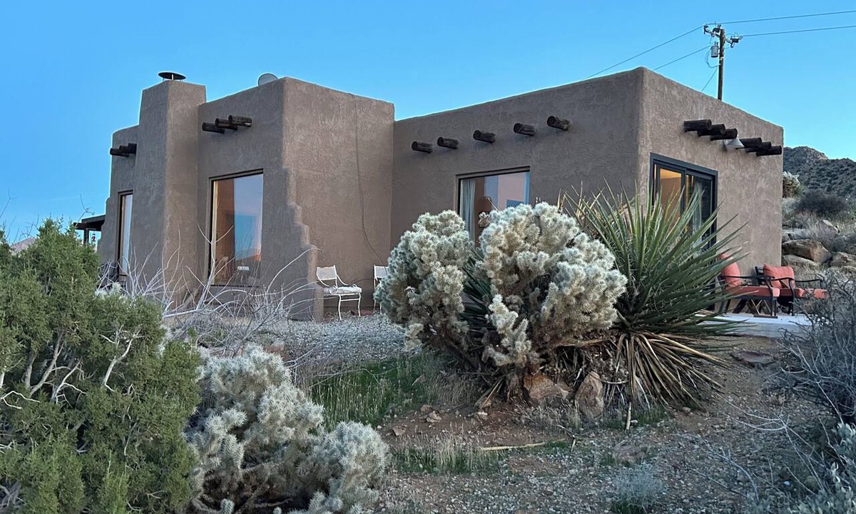 Joshua Tree Highlands House | Joshua Tree Adobe House