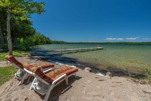 Baileys Harbor House | Kangaroo East Shore by Simple Life Rentals