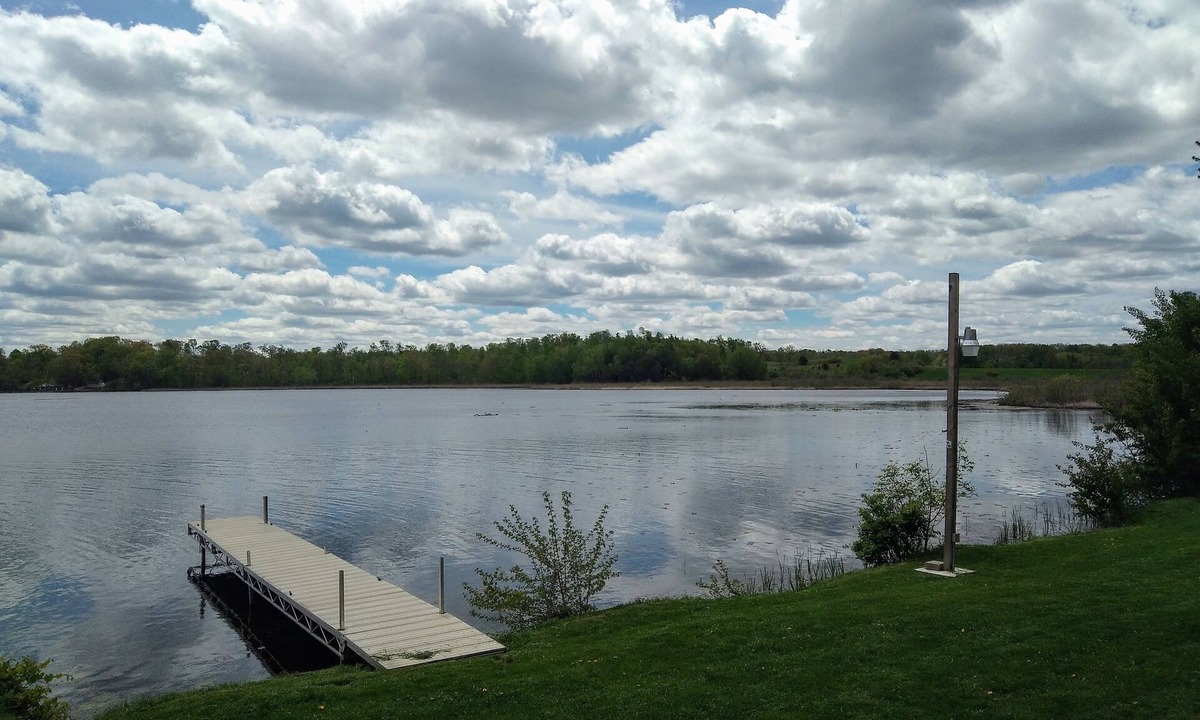 Campbellsport House | Kettle Moraine Lake House, Private Family Friendly Lakehouse Retreat Sleeps 8