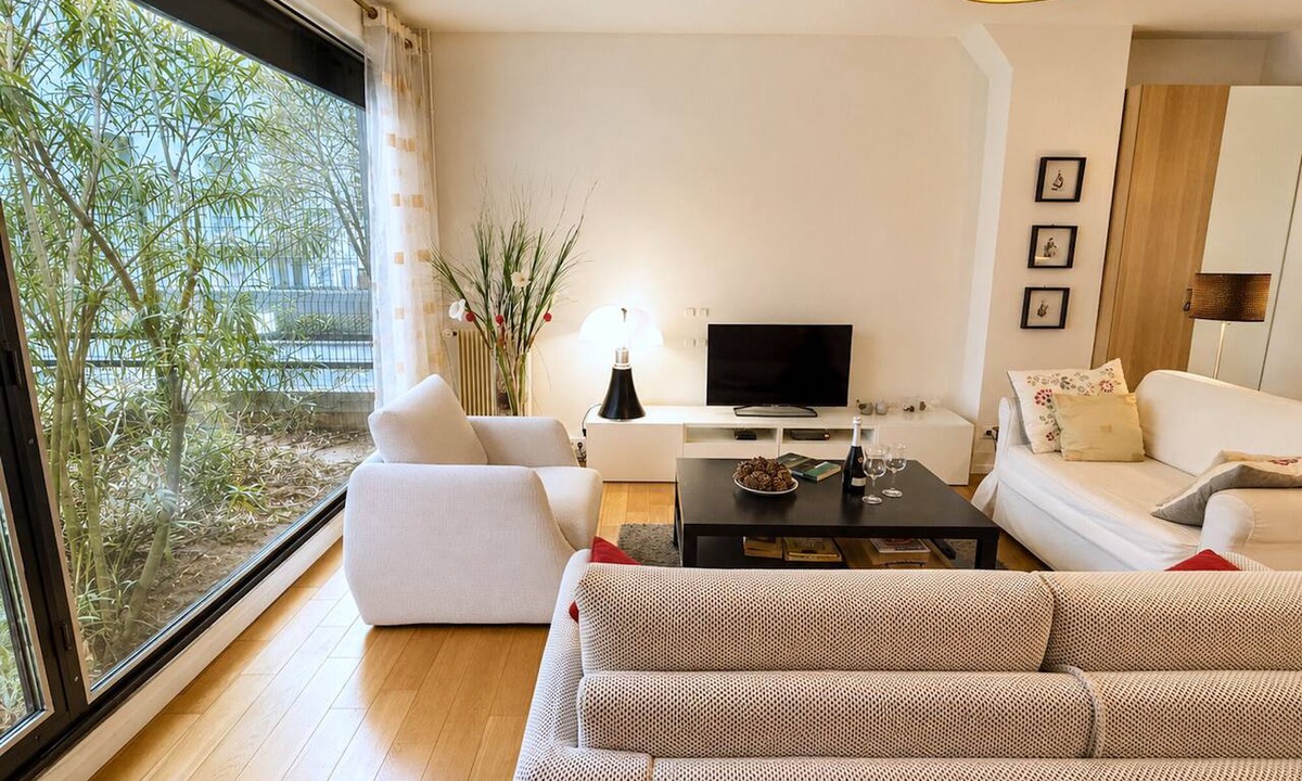 Quartier du Petit-Montrouge Apartment | L'appartement Leclerc