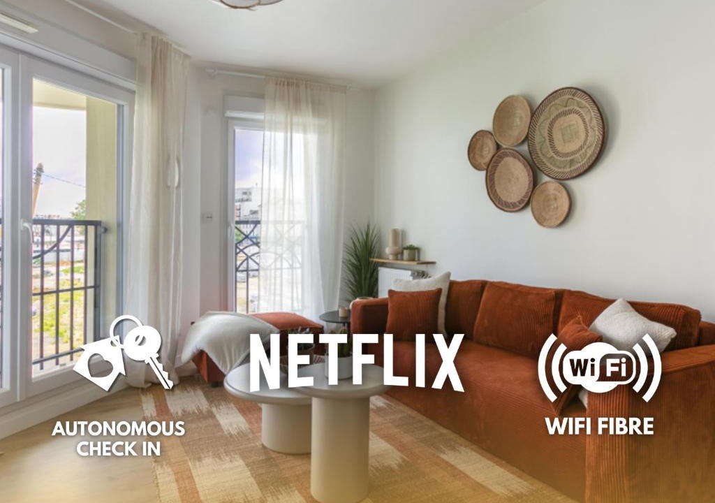 Saint-Ouen Apartment | L'Atelier Picasso des Docks by So Homy - 2 Bed Room, 5 People