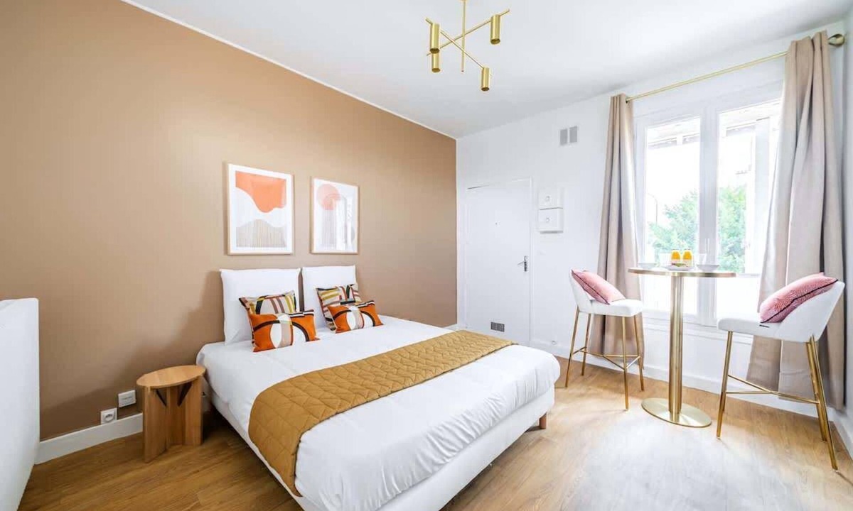 Issy-les-Moulineaux Apartment | L'Escale Paisible aux Portes de Paris