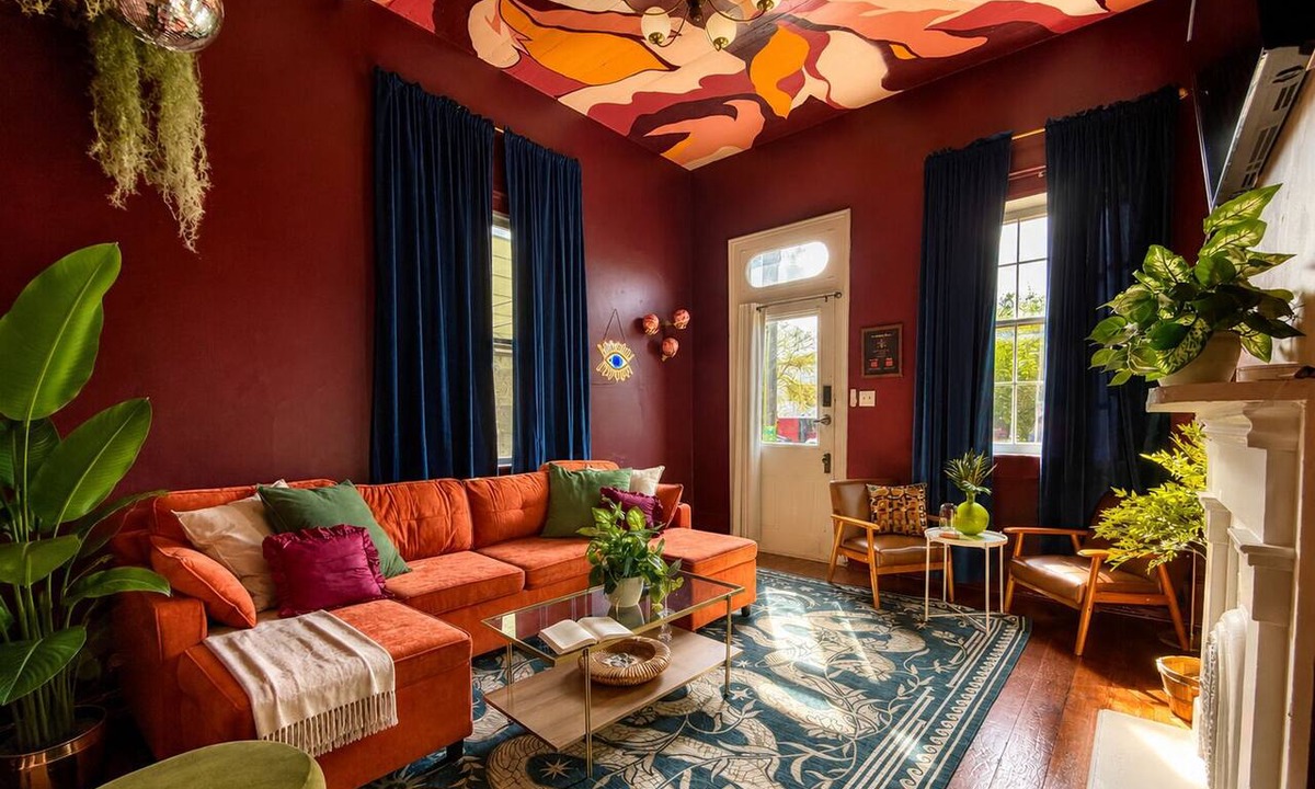 Faubourg Marigny House | La Lune Noire NOLA, Gorgeous Renovated Victorian Near French Quarter