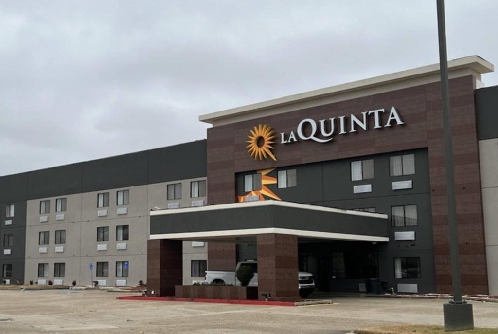 Baton Rouge Hotel | La Quinta by Wyndham Baton Rouge Siegen Lane