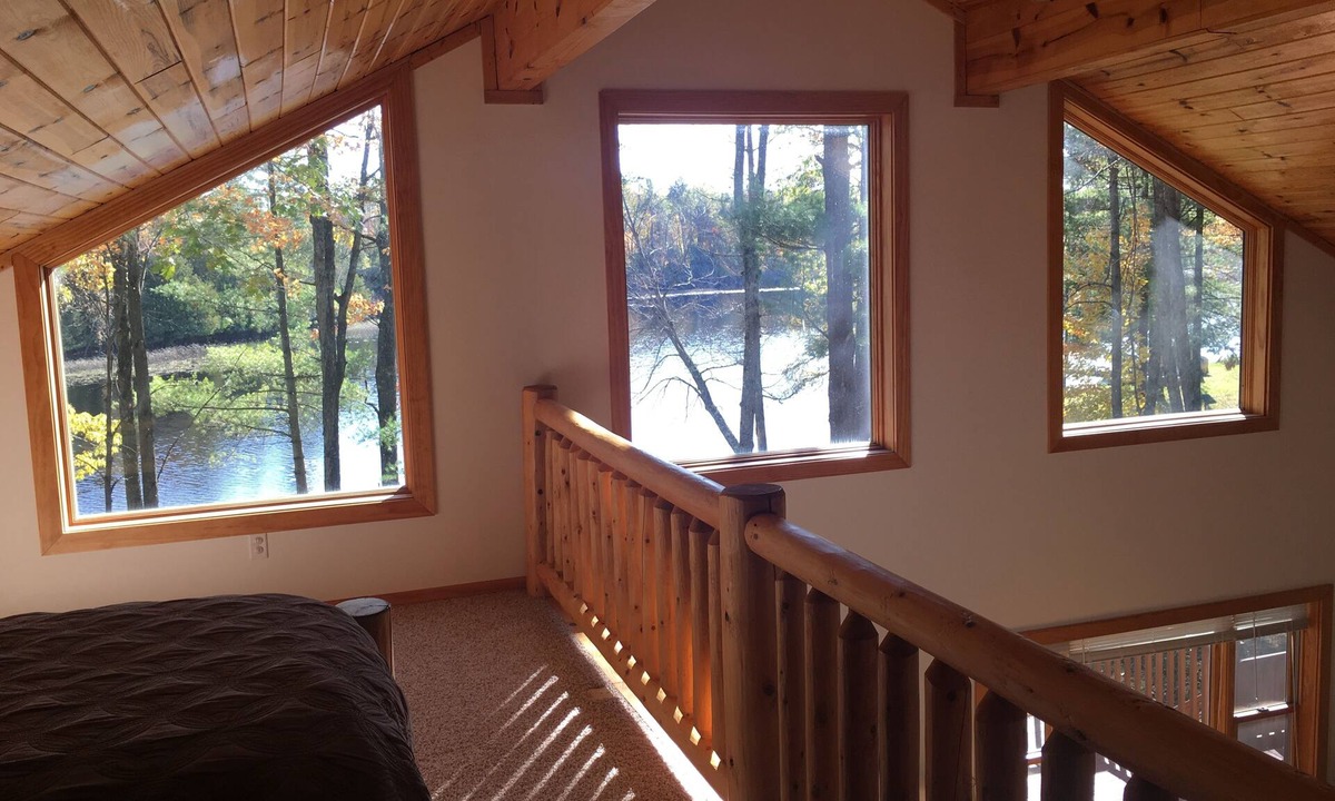 Abrams Cottage | Lake front cottage on Ucil Lake