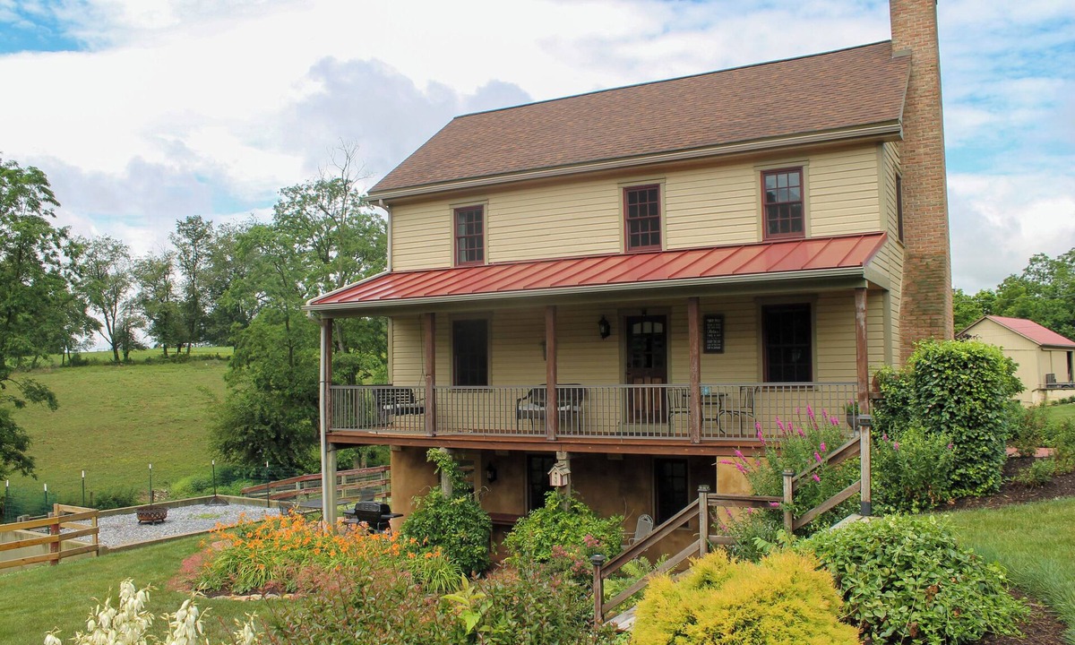 Kirkwood House | Lancaster co. farmhouse in the heart of amish country
