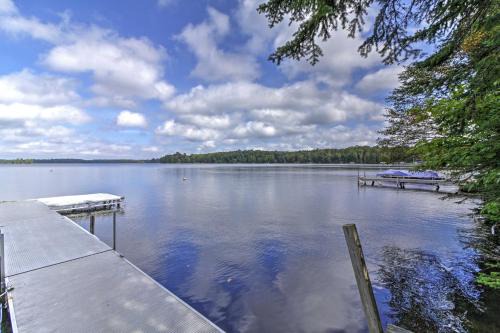 Land O Lakes House | Land O' Lakes Hideaway w/Boat Dock & Lake Views!