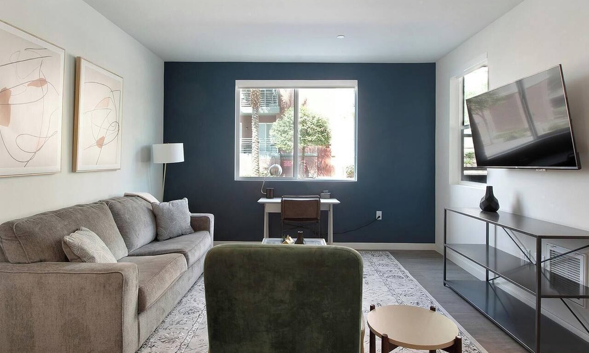 Rhodes Ranch Apartment | Landing | Amazing 2BD, Clubhouse, Courtyard
