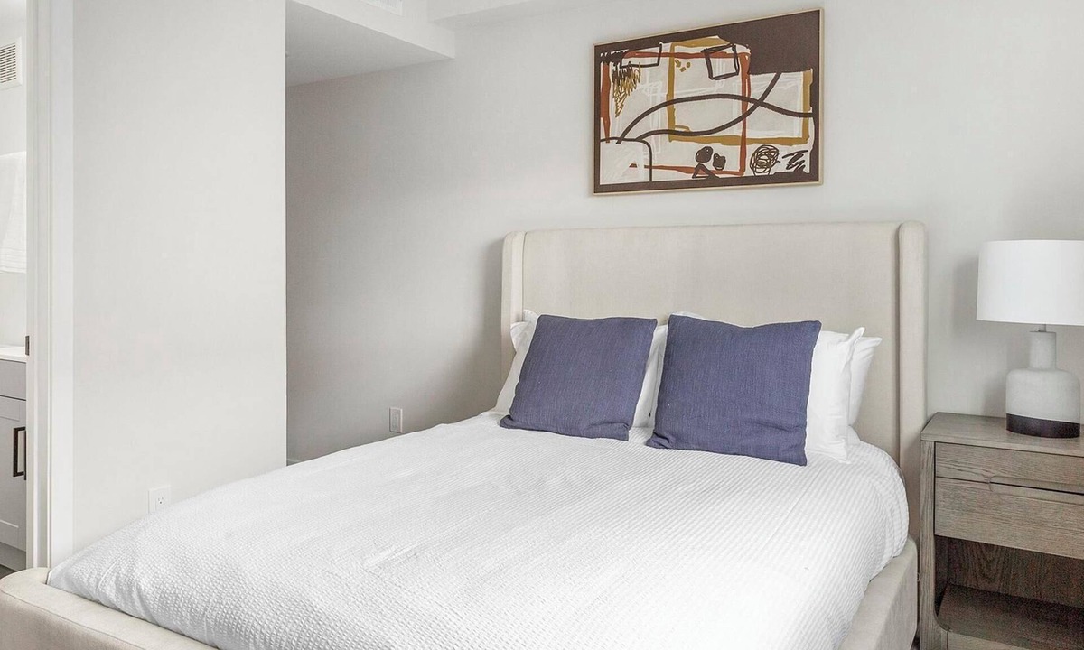 Spruce Hill Apartment | Landing | Chic 2BD, Clubhouse, Gym