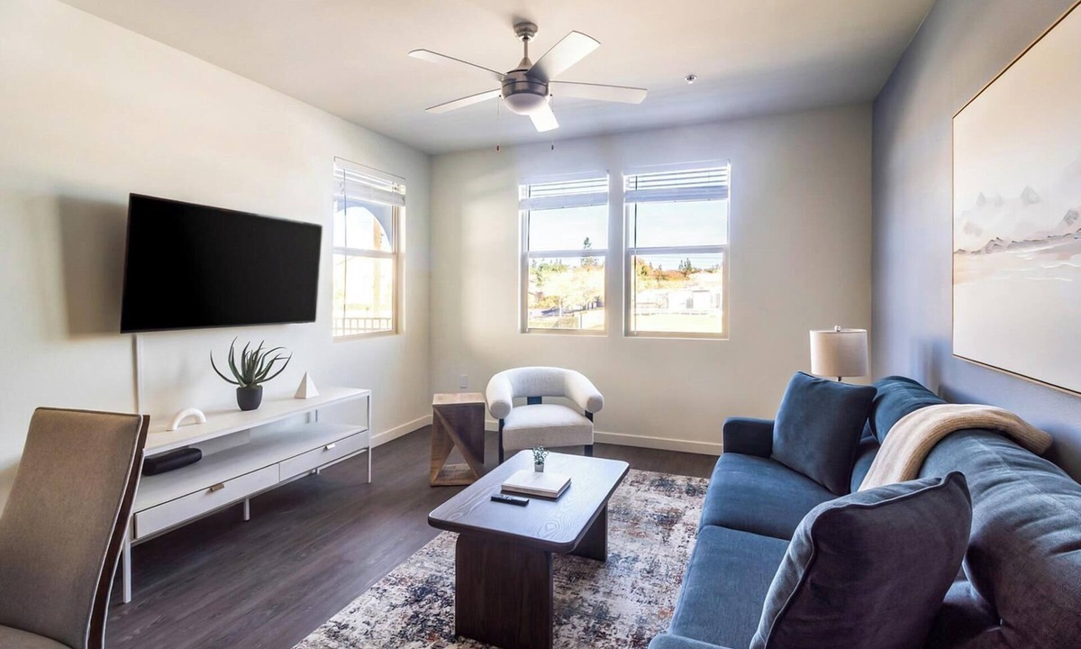 Temecula Apartment | Landing | Stunning 2BD, Game Room, Gym